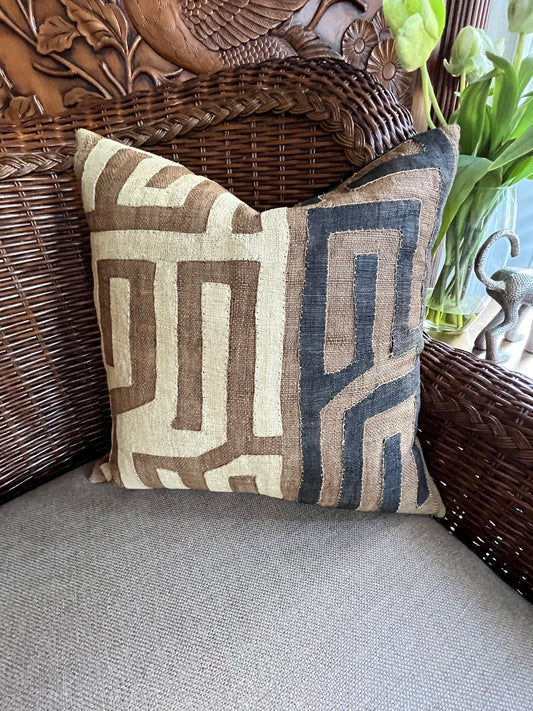 Kuba Africa texrile linen pillow