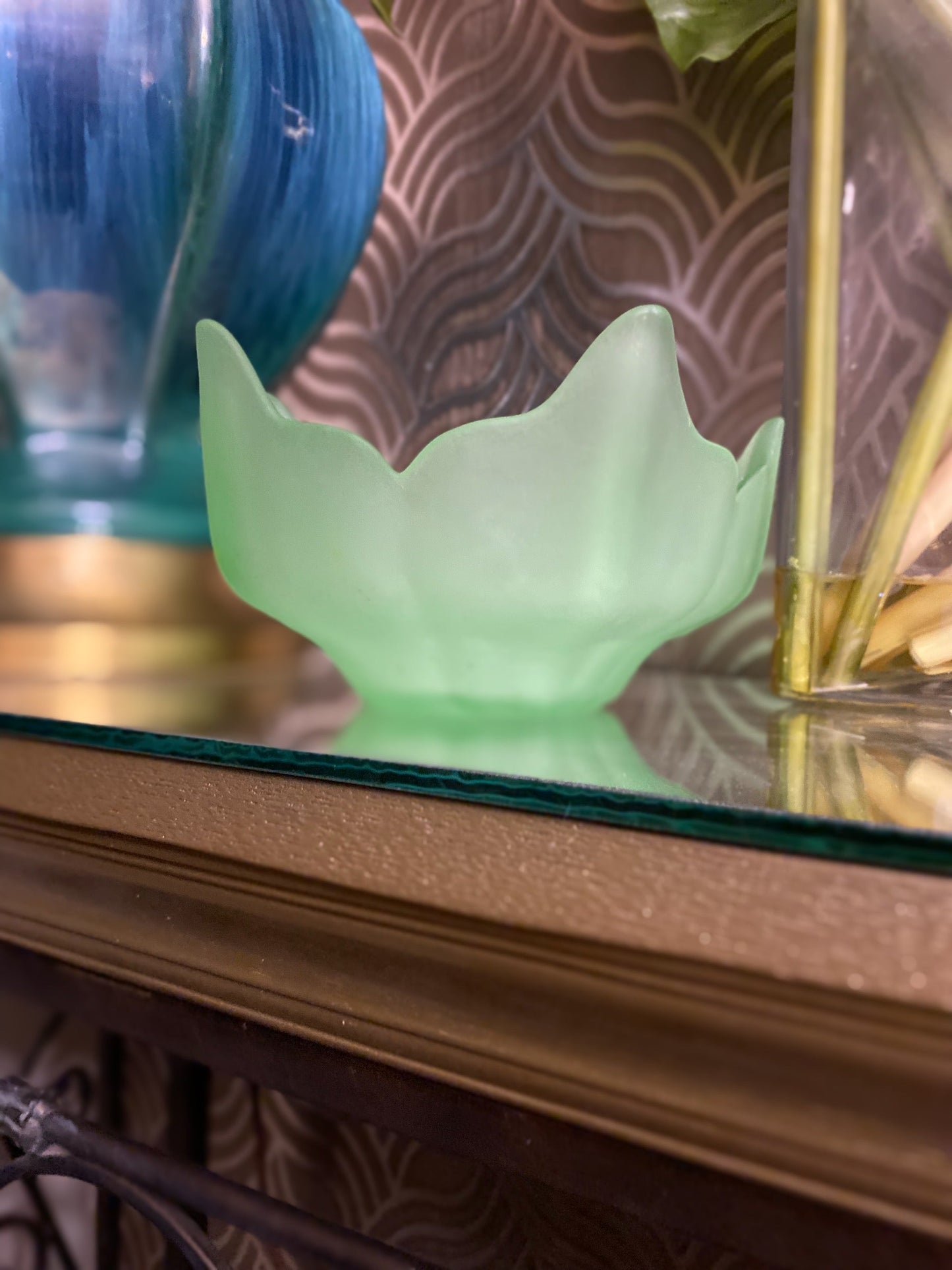 tulip glass bowl