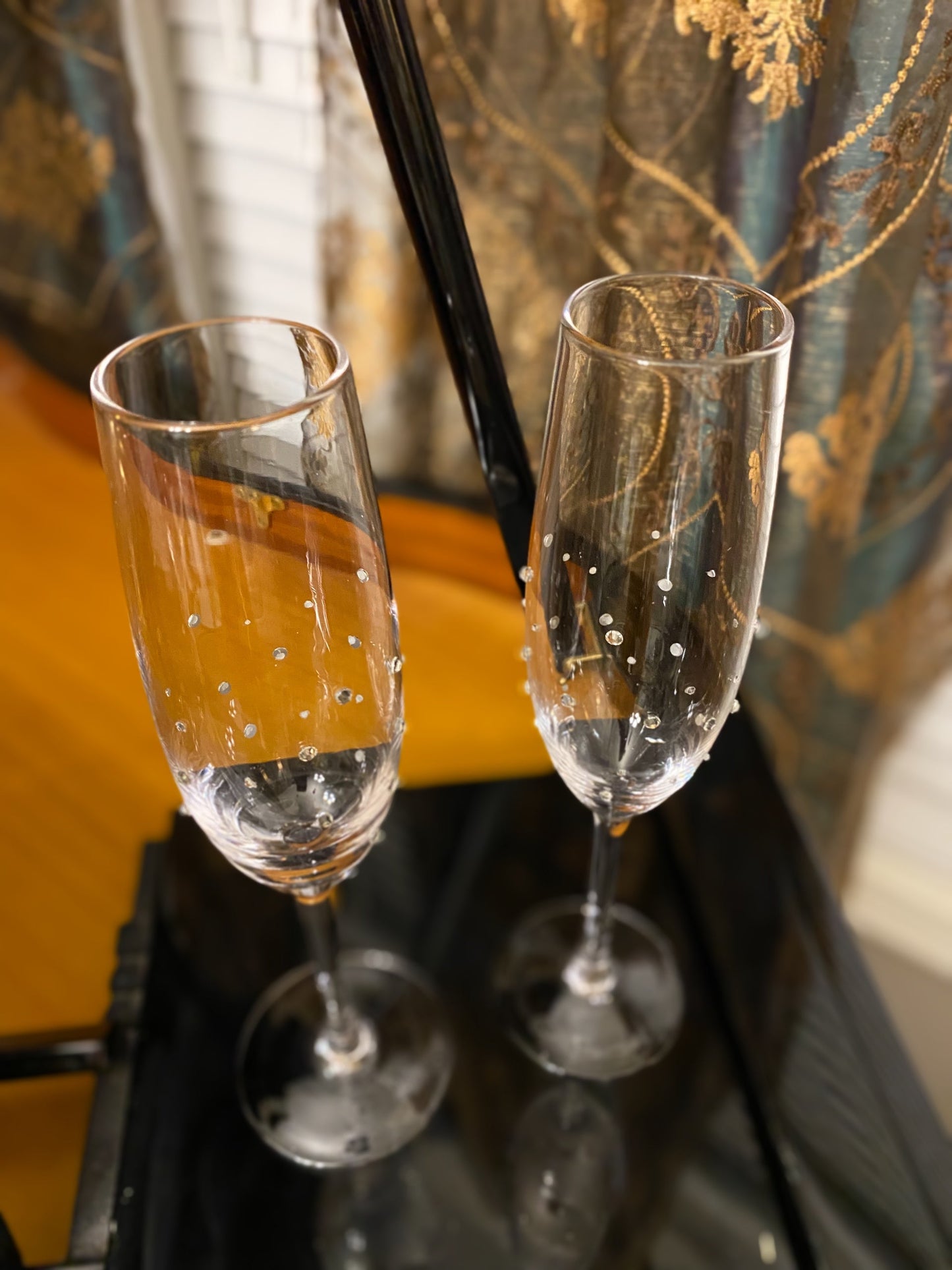 Swarovski crystal rhinestone inset wine glasses