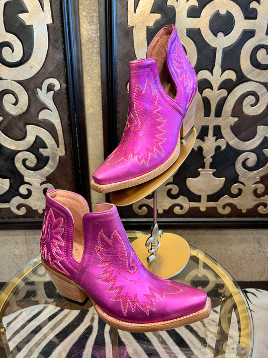 ARIAT dixon electric raspberry embossed western boots