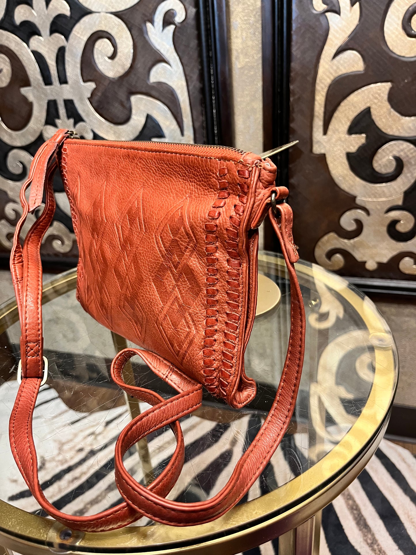 Day & Mood rose color leather embossed diamond print crossbody