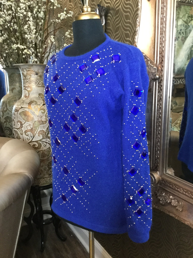 Vintage blue beaded gem top