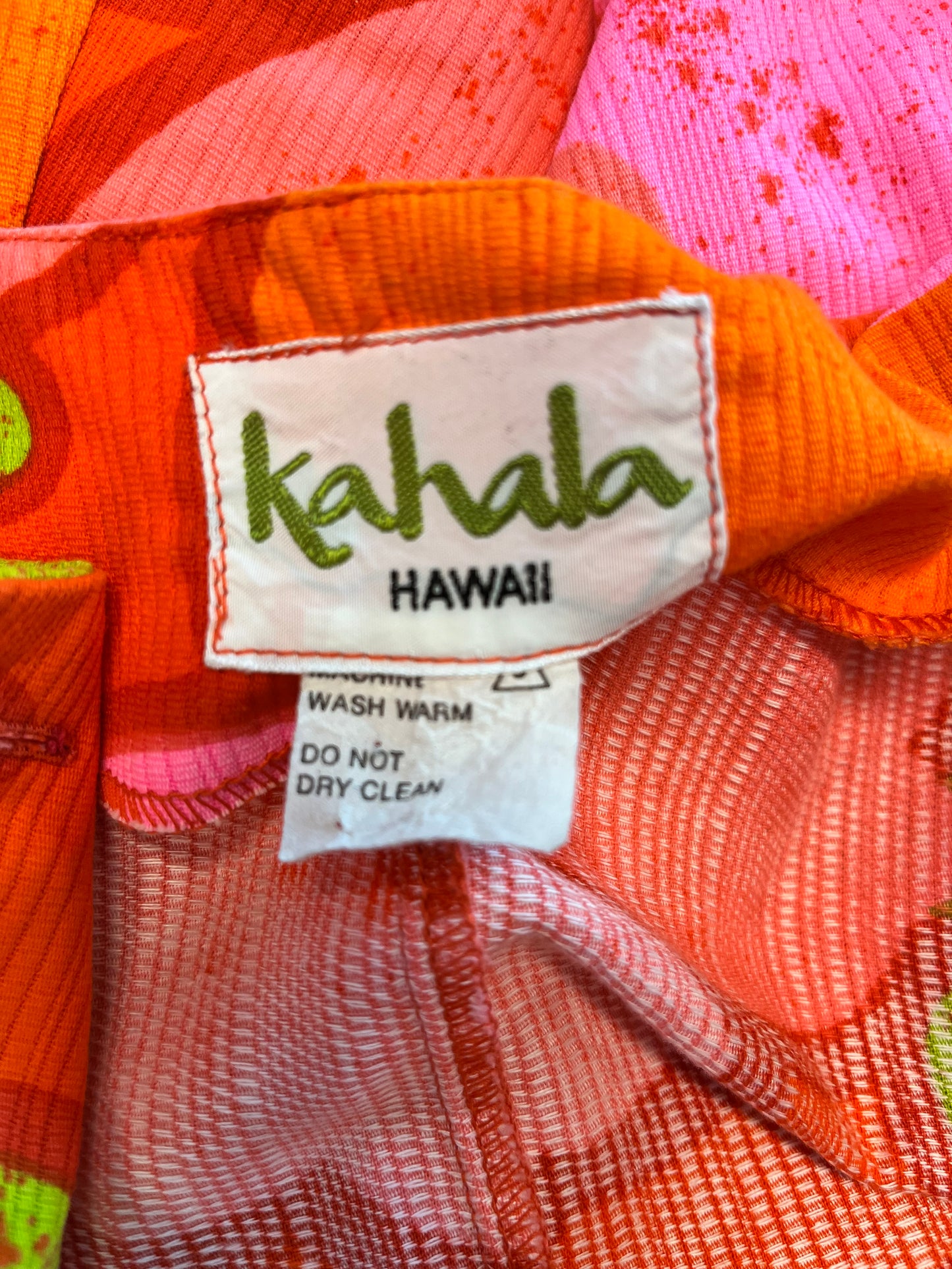 Kahala Hawaii 1960s vintage floral button top