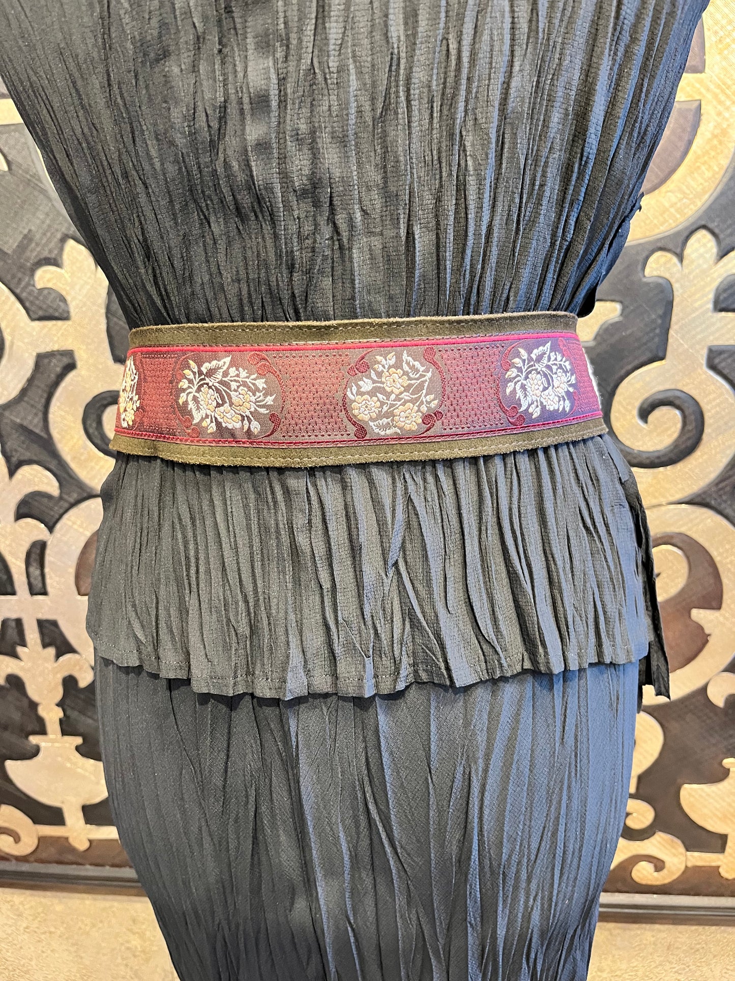 Vintage hobo suede metal medallion fringe belt