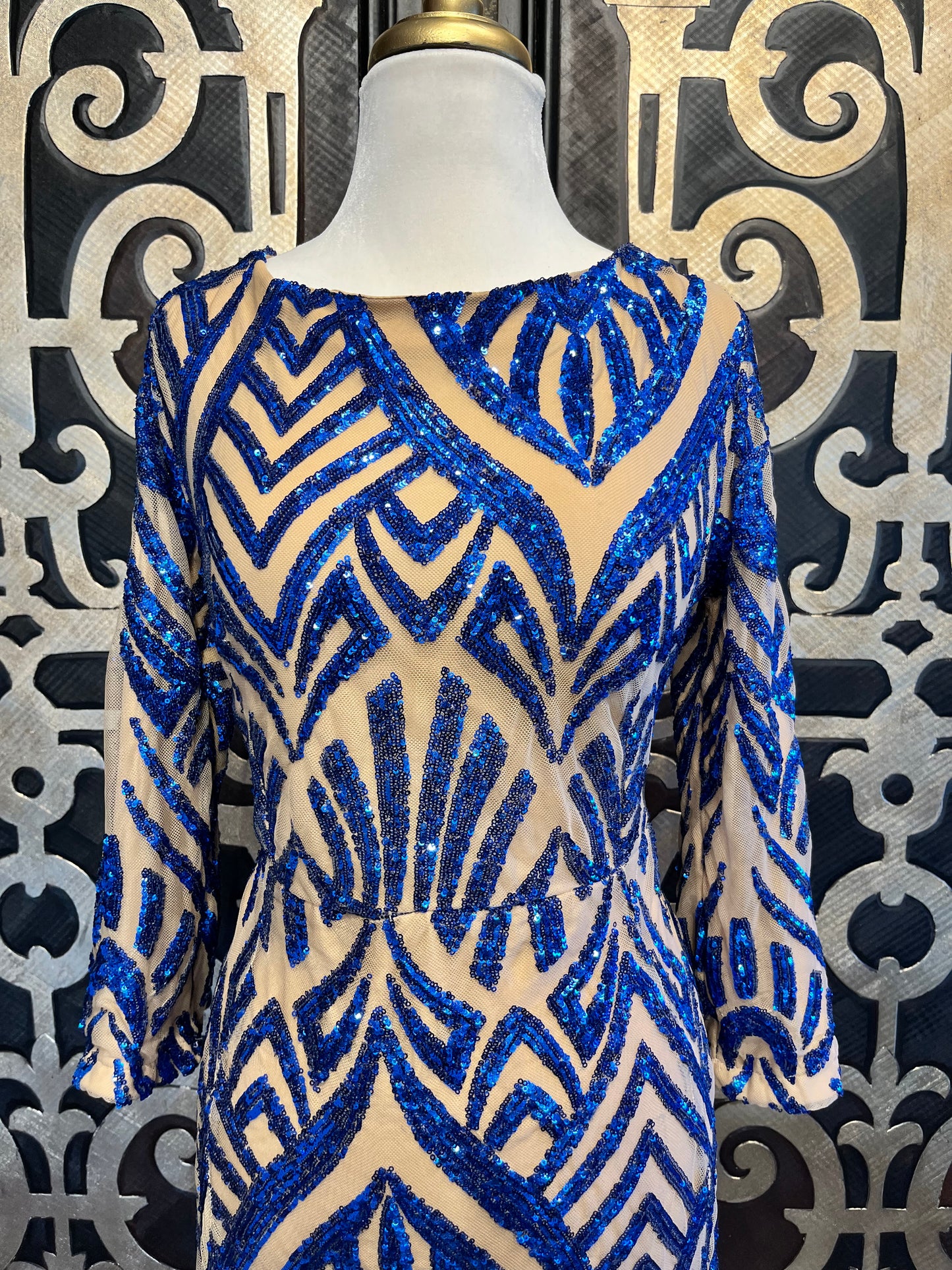 Elite nude blue sequin damask print grown