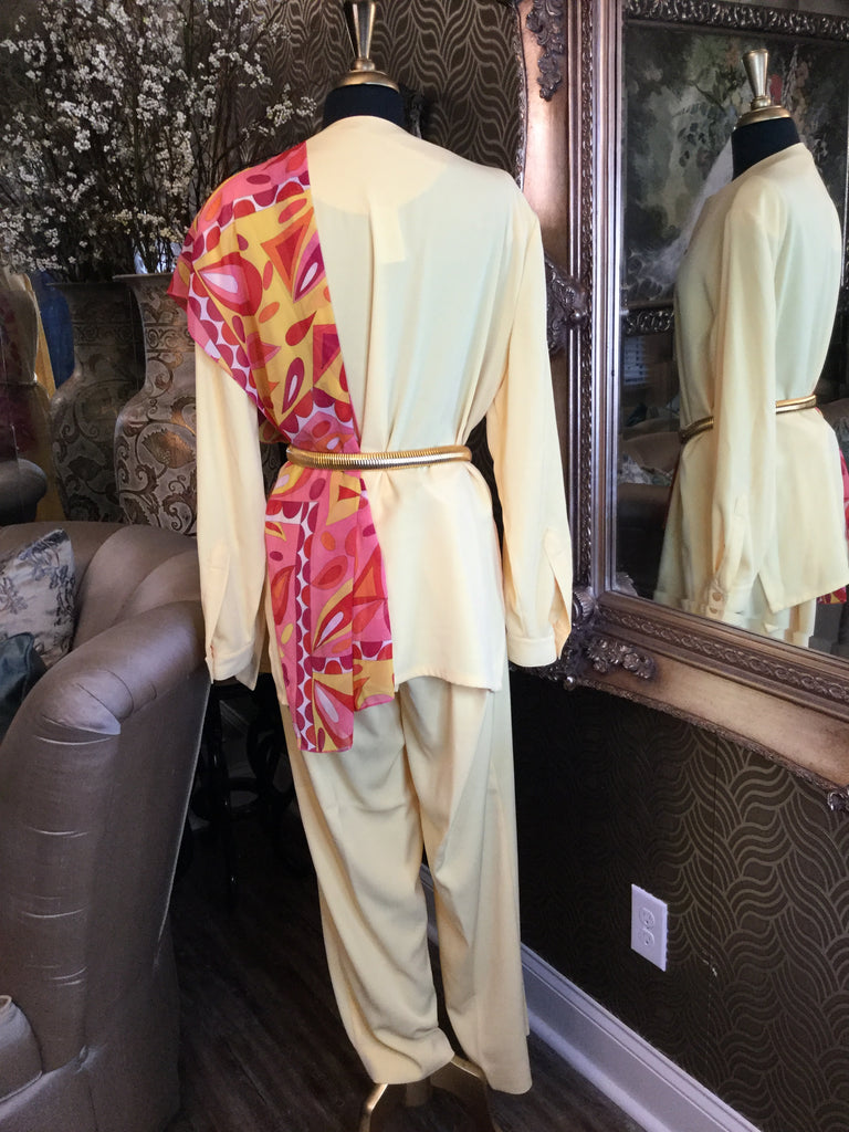 Vintage yellow button front top pants