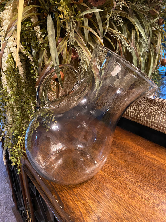 Tilt ball glass round handle 44 oz pitcher